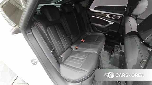 Audi A7 (4K) 2021 Белый из Кореи, фото 2