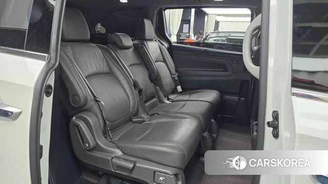Honda Odyssey 2020 Белый из Кореи, фото 3