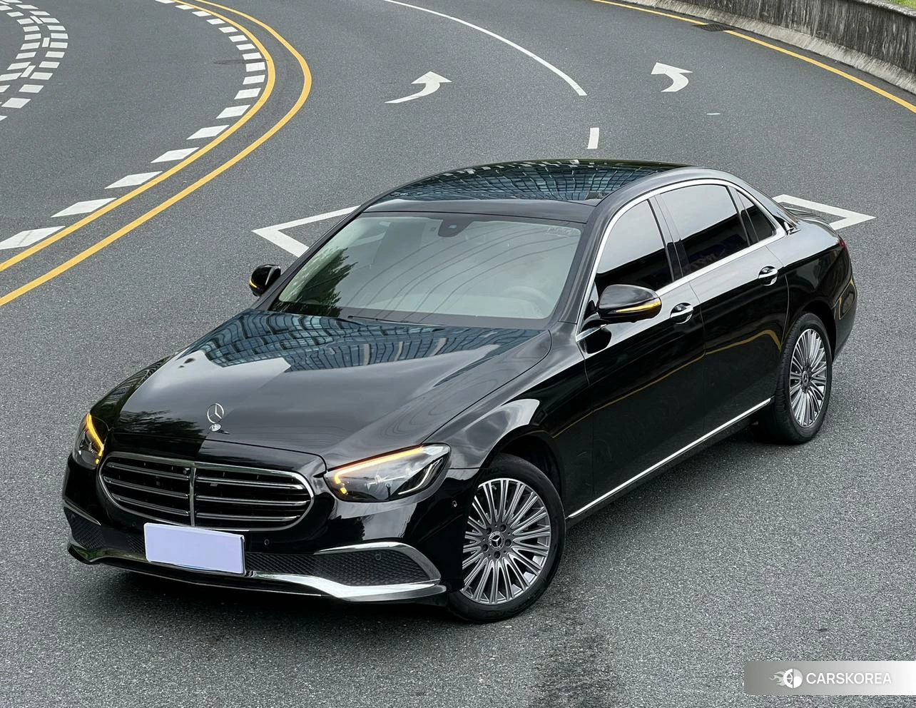 Mercedes-Benz E-Class 2021 Черный из Китая, фото 2