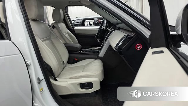 Land Rover Discovery 5 2019 Белый из Кореи, фото 2