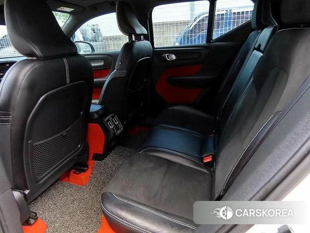 Volvo XC40 2019 Белый из Кореи, фото 2