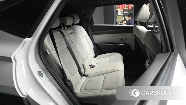 Hyundai The New Tucson Hybrid (NX4) 2024 Белый из Кореи, фото 2