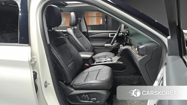 Ford Explorer 6th Generation 2020 Белый из Кореи, фото 2