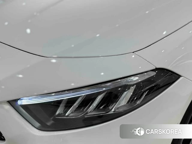 Mercedes-Benz A-Class 2024 Белый из Китая, фото 2
