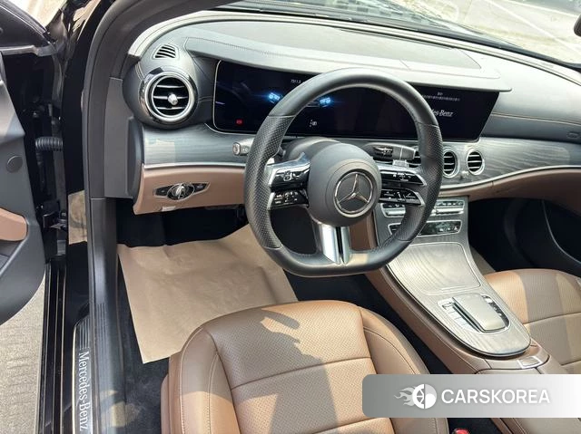 Mercedes-Benz E-Class 2021 Черный из Китая, фото 2