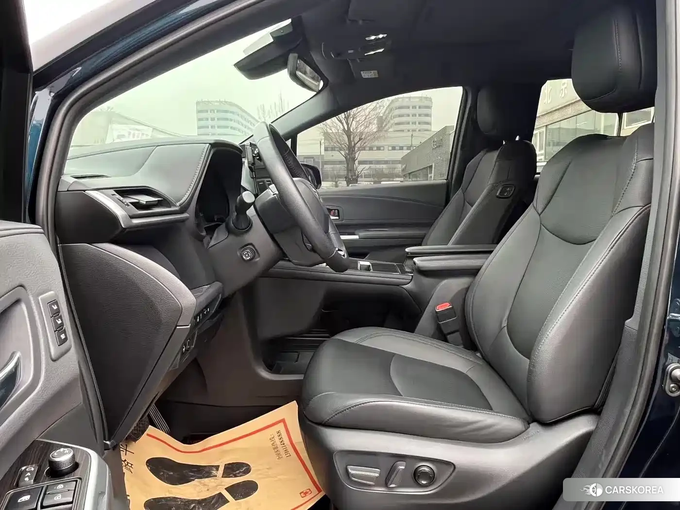 Toyota Granvia 2023 Синий из Китая, фото 3