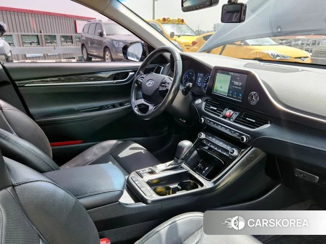 Hyundai Grandeur IG Hybrid 2018 Черный из Кореи, фото 2