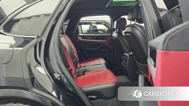Porsche Cayenne (PO536) 2023 Черный из Кореи, фото 2