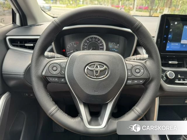Toyota Frontlander 2022 Белый из Китая, фото 2