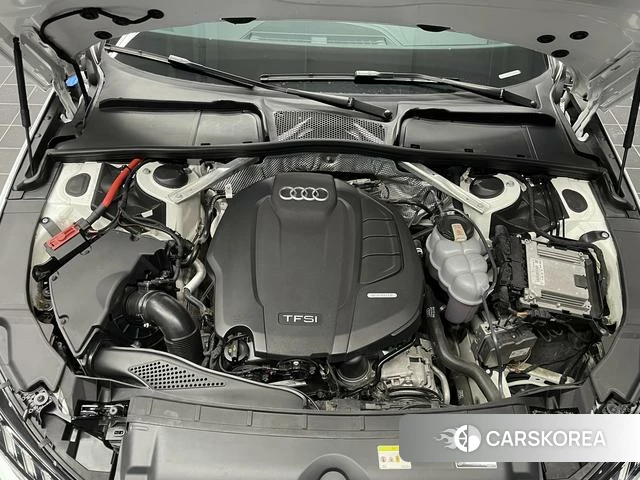 Audi A4L 2021 Белый из Китая, фото 2