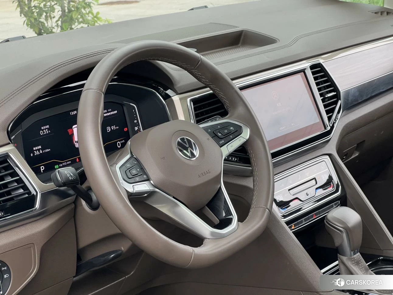 Volkswagen Viloran 2020 Черный из Китая, фото 2