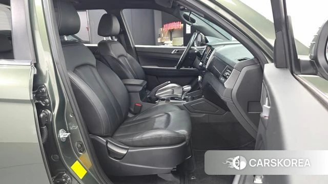 Ssangyong The New Rexton Sport 2021 Темно-зеленый из Кореи, фото 2