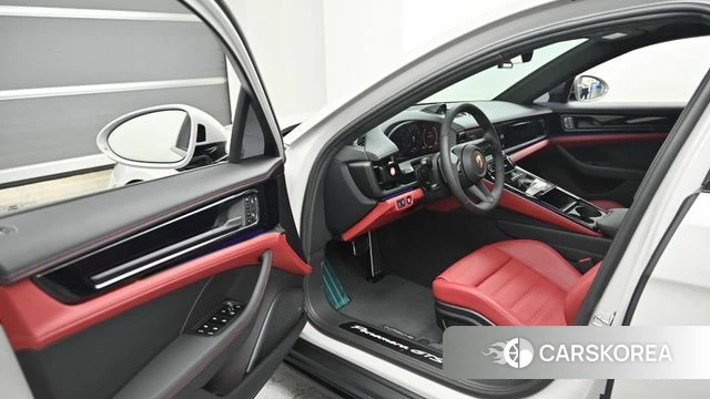 Porsche Panamera (976) 2025 Белый из Кореи, фото 2