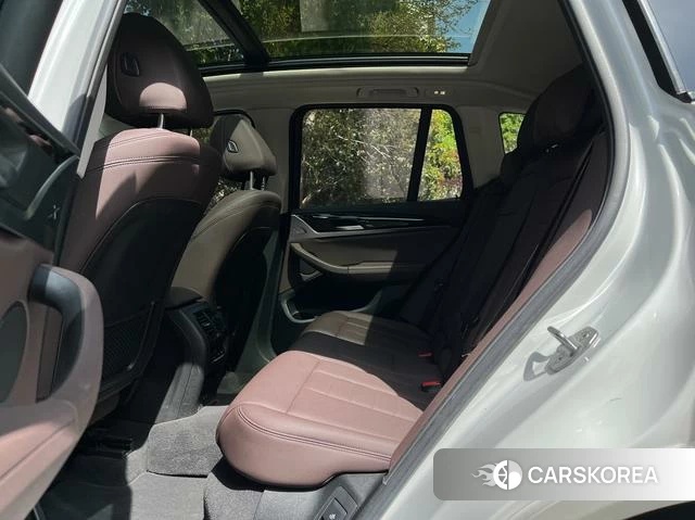 BMW X3 2021 Белый из Китая, фото 2