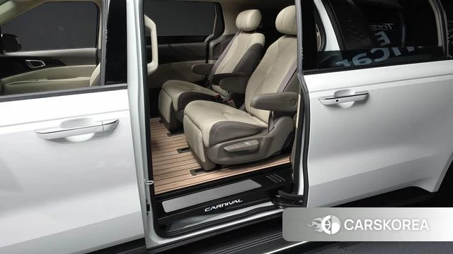 Kia The New Carnival 4th Generation 2026 Белый из Кореи, фото 2