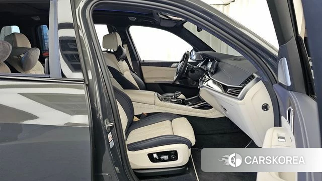BMW X7 (G07) 2022 Серый из Кореи, фото 2