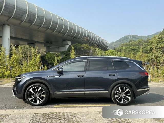 Volkswagen Talagon 2021 Синий из Китая, фото 2