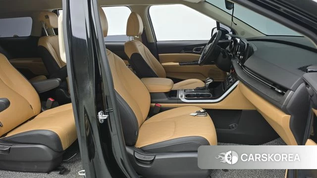 Kia Carnival 4th generation 2023 Черный из Кореи, фото 2