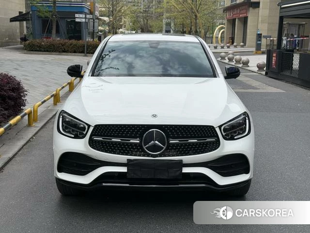 Mercedes-Benz GLC 2021 Белый из Китая, фото 2