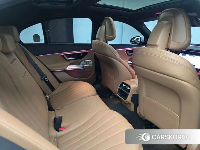 Mercedes-Benz E-Class W214 2026 Белый из Кореи, фото 2