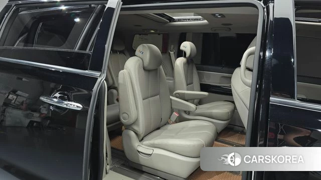 Kia The New Carnival 2018 Черный из Кореи, фото 2