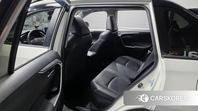 Toyota RAV4 5th Generation 2019 Белый из Кореи, фото 2