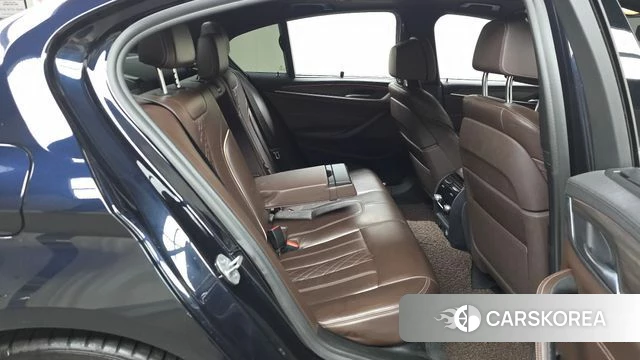 BMW 5 Series (G30) 2018 Синий из Кореи, фото 2