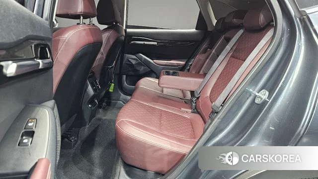 Kia Seltos 2021 Серый из Кореи, фото 2