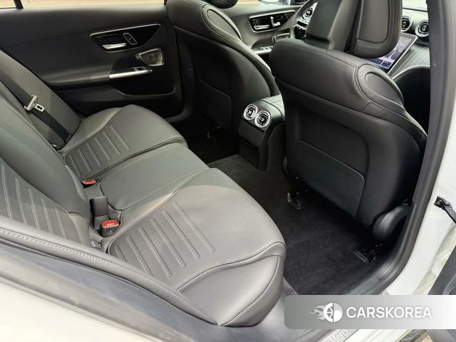 Mercedes-Benz C-class 2023 Белый из Китая, фото 2
