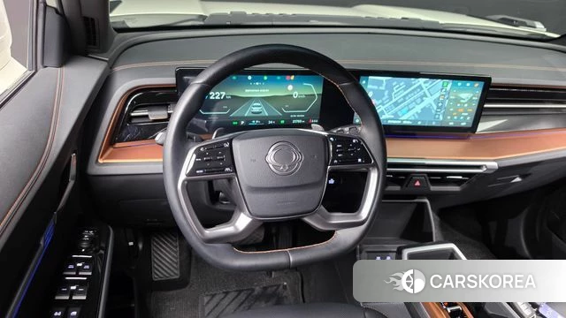 Ssangyong Torres EVX 2024 Белый из Кореи, фото 2