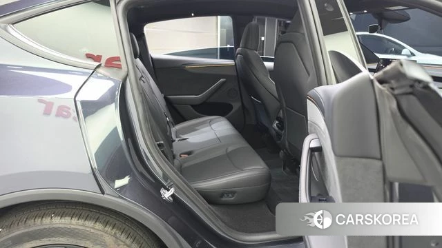 Tesla Model Y 2026 Серый из Кореи, фото 2