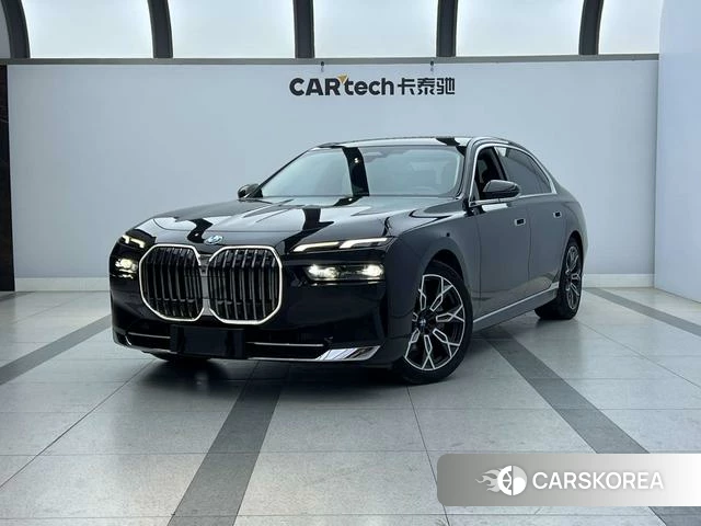 BMW 7 series 2024 Черный из Китая, фото 2