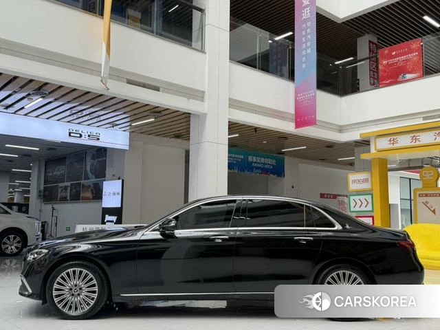 Mercedes-Benz E-Class 2022 Черный из Китая, фото 2