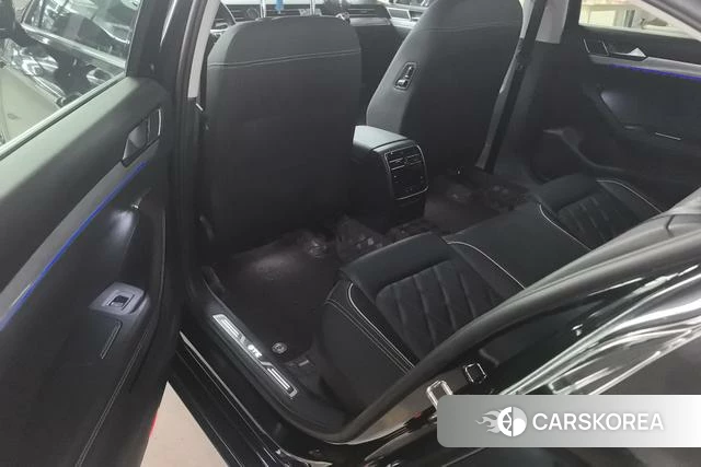 Volkswagen Magotan 2021 Черный из Китая, фото 2