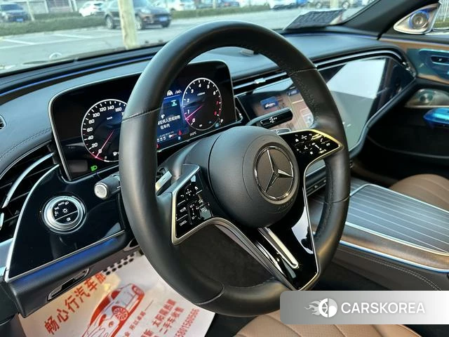 Mercedes-Benz E-Class 2024 Черный из Китая, фото 2