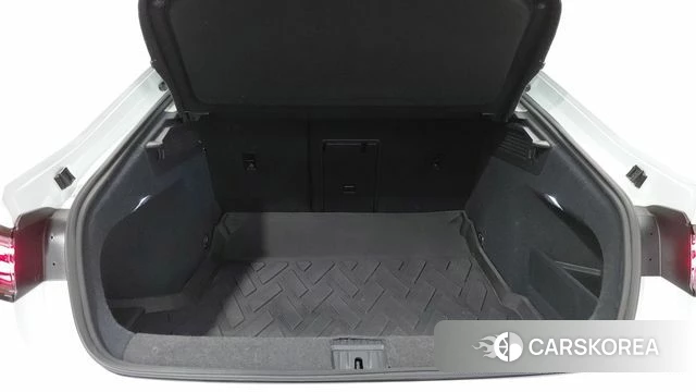 Volkswagen Arteon 2022 Белый из Кореи, фото 2