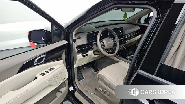 Kia The New Carnival 4th Generation 2024 Черный из Кореи, фото 2