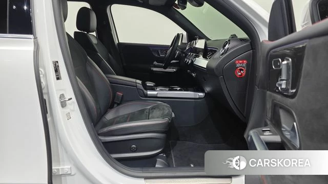Mercedes-Benz GLB-Class X247 2023 Белый из Кореи, фото 2