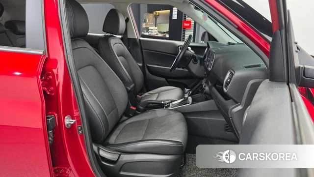 Hyundai Venue 2019 Красный из Кореи, фото 2