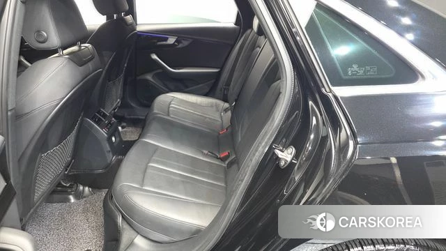 Audi A4 (B9) 2020 Черный из Кореи, фото 2