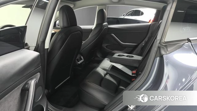 Tesla Model 3 2022 Серый из Кореи, фото 2