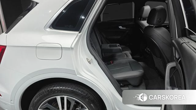 Audi Q5 (FY) 2021 Белый из Кореи, фото 2
