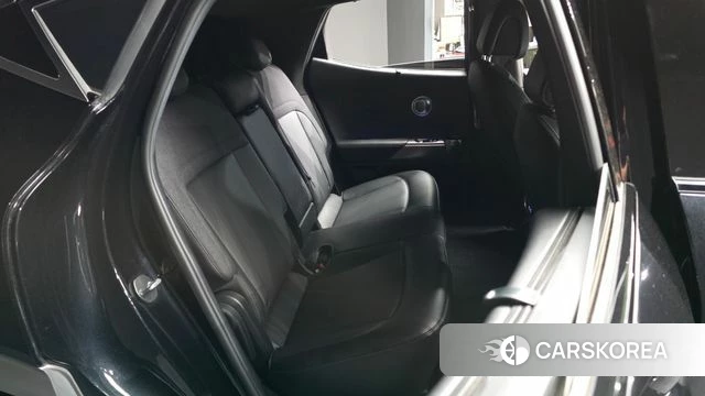 Genesis GV60 2022 Черный из Кореи, фото 2