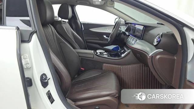 Mercedes-Benz CLS-Class C257 2018 Белый из Кореи, фото 2