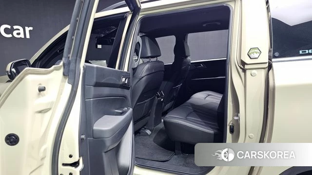 Ssangyong The New Rexton Sport 2024 Жемчужный цвет из Кореи, фото 2