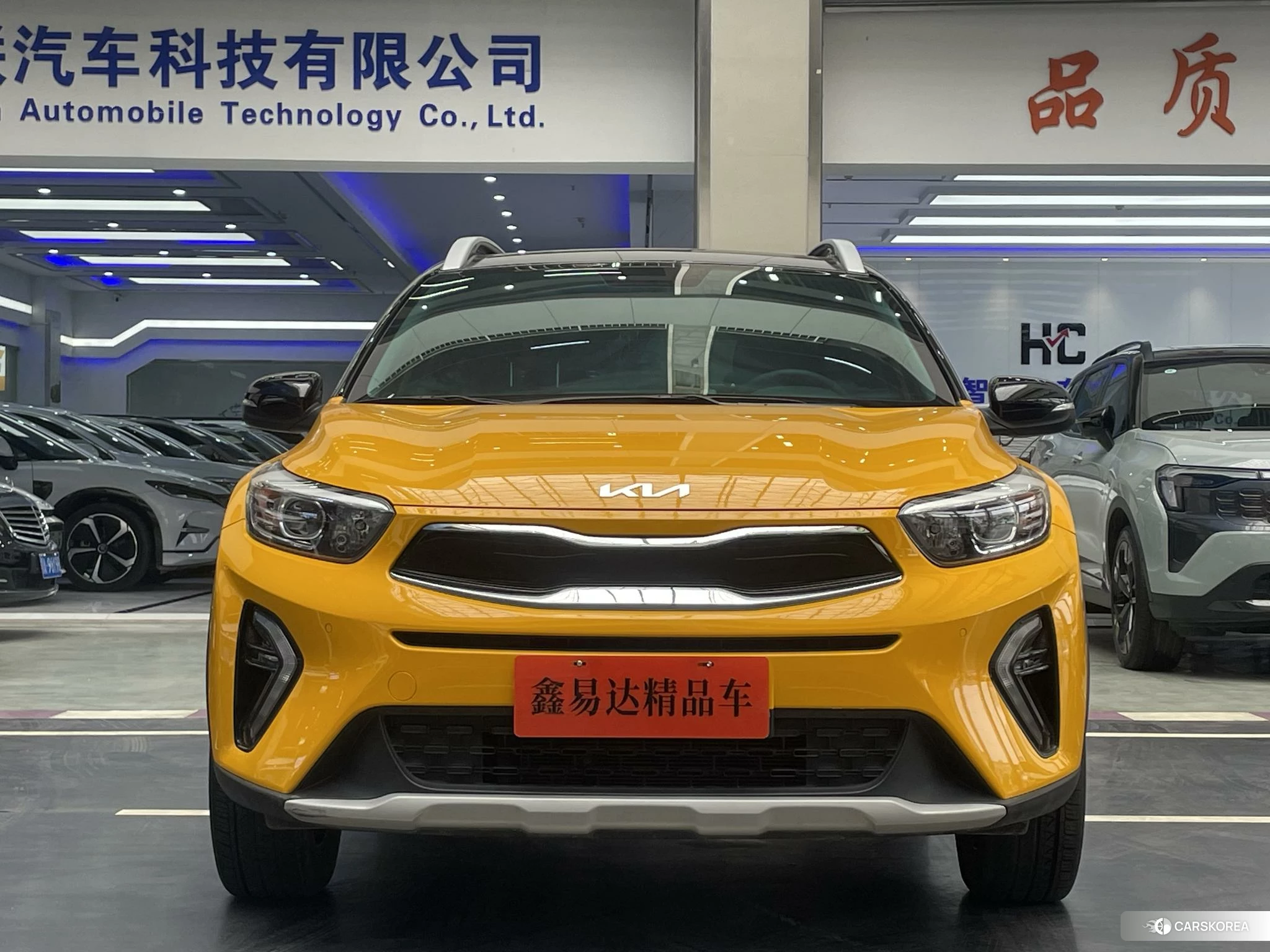 Kia KX1 2021 Желтый из Китая, фото 2