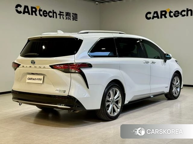 Toyota Sienna 2024 Белый из Китая, фото 2