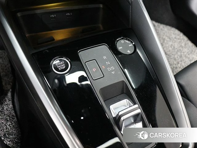 Audi A3 (8Y) 2022 Черный из Кореи, фото 2