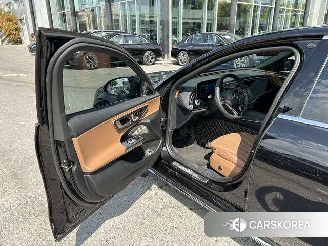 Mercedes-Benz E-Class 2024 Черный из Китая, фото 2