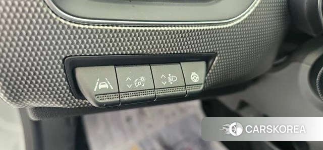 Renault Korea (Samsung) Arcana 2024 Светло-серебряный цвет из Кореи, фото 2